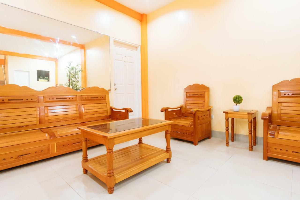 Reddoorz Premium @ Gabinete Road Palawan Puerto Princesa Exterior foto